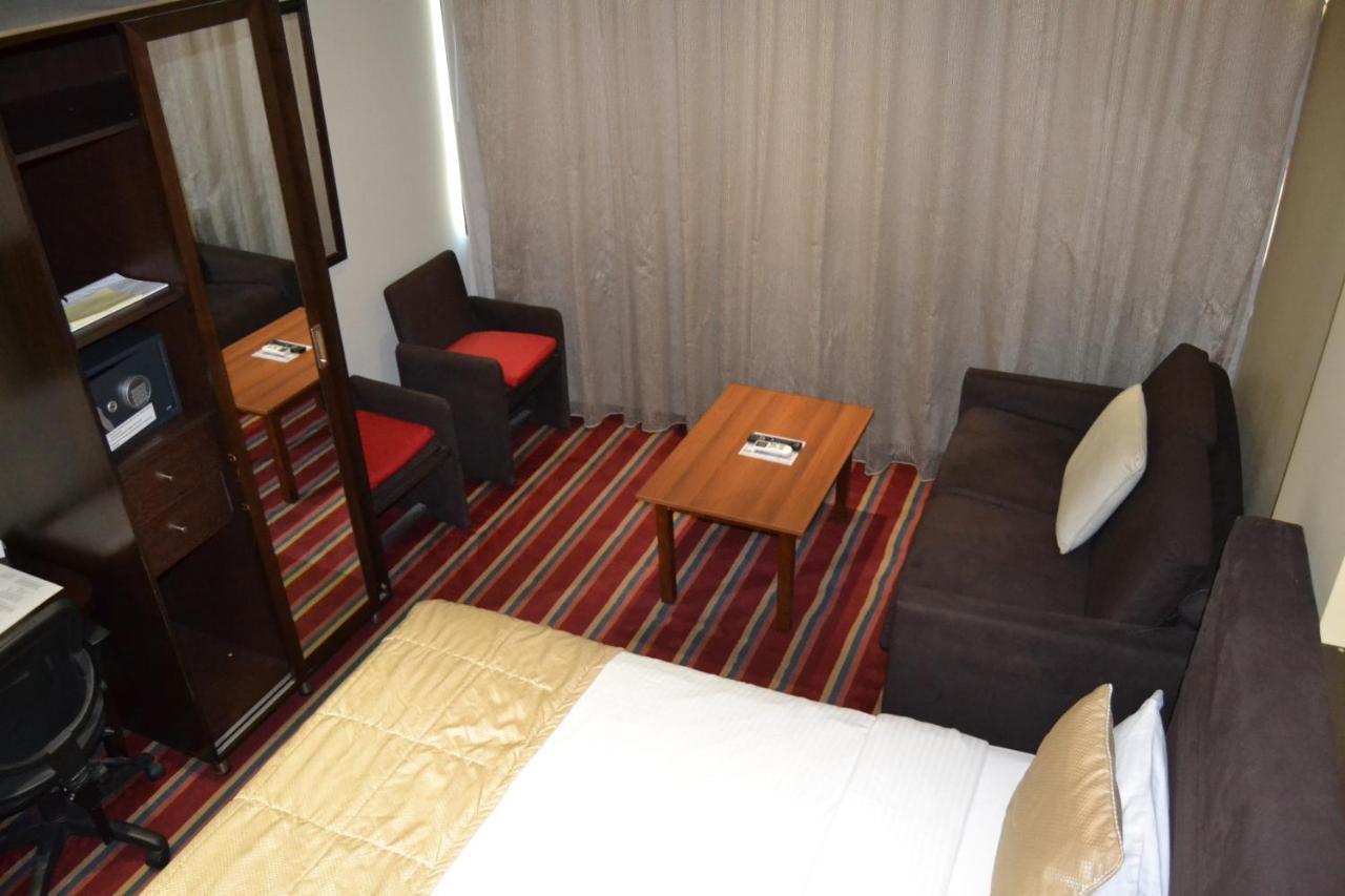 The J Hotel & Spa Beiroet Buitenkant foto